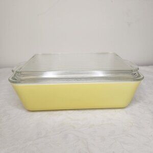 Vintage Pyrex Fridge Dish with Lid
